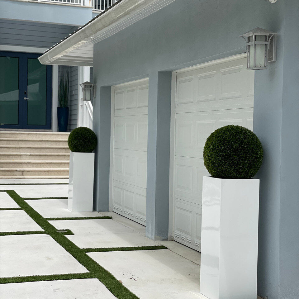 Yong Fibreglass Vase Topiary